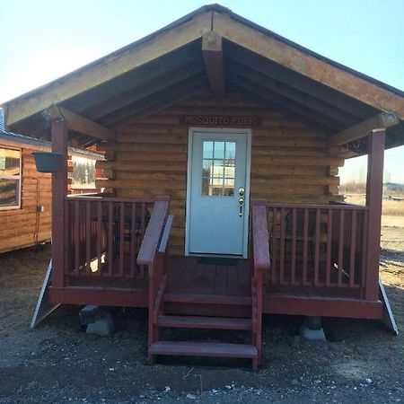 Alaska Log Cabins On The Pond Clear Creek Park Екстер'єр фото