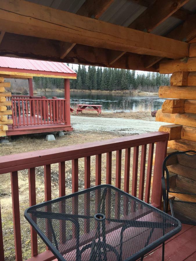 Alaska Log Cabins On The Pond Clear Creek Park Екстер'єр фото